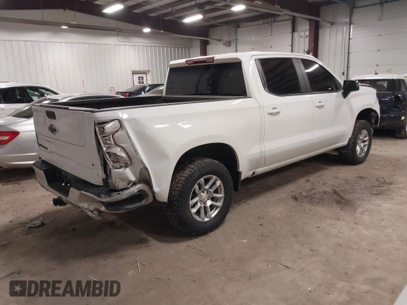 2023 Chevrolet Silverado 1500 LT with VIN 3GCUDDE85PG128770, listed as a IAAI auction lot 41675387 with 49,142 mi miles. Bid and sale history available at carsss.com. Image 4.