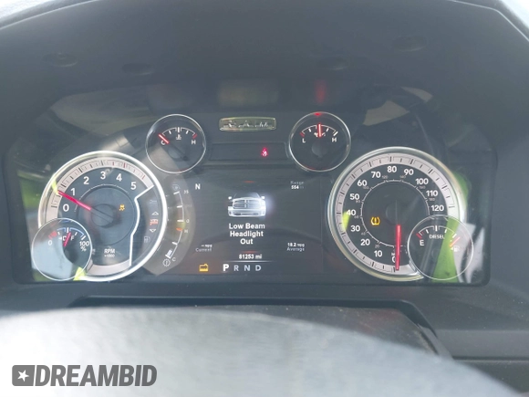 2018 Ram 2500 Big Horn z VIN 3C6UR5ML1JG177542, wystawiony jako IAAI lot #41850767 z przebiegiem 81 253 mil mil oraz . Historia ofert i sprzedaży dostępna na DreamBid. Obrazek 7.