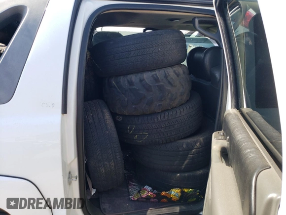 2004 Chevrolet Avalanche Z66 with VIN 3GNEC12T04G200072, listed as a Copart auction lot 70429874 with Not Provided miles and Non Repairable. Bid and sale history available at DreamBid. Image 10.