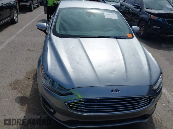 2020 Ford Fusion SE with VIN 3FA6P0HD4LR251532, listed as a IAAI auction lot 42214629 with 53,933 mi miles and . Bid and sale history available at DreamBid. Image 12.