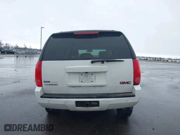 2011 GMC Yukon SLT with VIN 1GKS2CE03BR118690, listed as a IAAI auction lot 41941840 with 243,311 mi miles and . Bid and sale history available at DreamBid. Image 16.