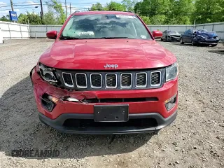 2020 Jeep Compass Latitude z VIN 3C4NJDBB1LT129848, wystawiony jako Copart lot #56048045 z przebiegiem 42 449 mil mil oraz Szkoda całkowita • Salvage title. Historia ofert i sprzedaży dostępna na DreamBid. Obrazek 14.