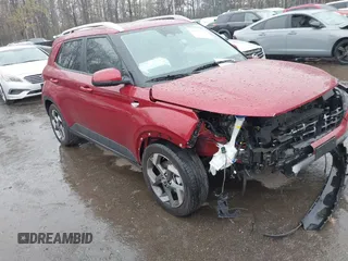 2024 Hyundai Venue SEL z VIN KMHRC8A35RU307798, wystawiony jako IAAI lot #41933702 z przebiegiem Nie podano mil oraz . Historia ofert i sprzedaży dostępna na DreamBid. Obrazek 1.