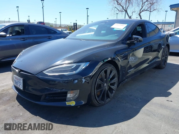 2018 Tesla Model S 75D with VIN 5YJSA1E20JF282889, listed as a IAAI auction lot 41823505 with 110,049 mi miles and . Bid and sale history available at DreamBid. Image 21.