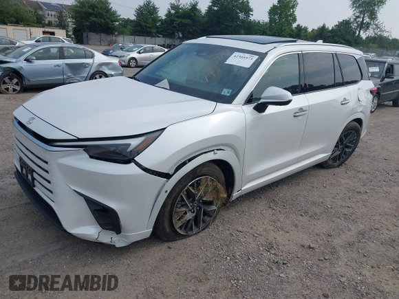 2025 Lexus TX 350 with VIN 5TDAAAB63SS033244, listed as a IAAI auction lot 42505973 with 2,106 mi miles and . Bid and sale history available at DreamBid. Image 17.