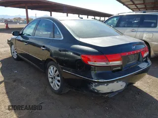 2008 Hyundai Azera Limited with VIN KMHFC46FX8A318696, listed as a IAAI auction lot 41911144 with 229,327 mi miles and . Bid and sale history available at DreamBid. Image 3.
