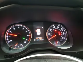 2020 Toyota RAV4 XLE with VIN JTMP1RFV4LD048990, listed as a Copart auction lot 85850564 with 122,230 mi miles and Salvage Title. Bid and sale history available at carsss.com. Image 9.