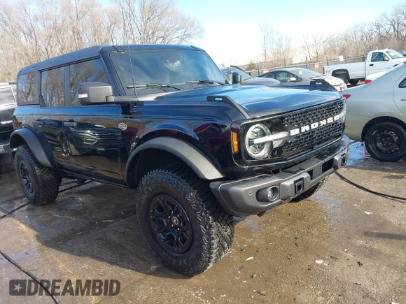 2023 Ford Bronco with VIN 1FMEE5DP9PLB82362, listed as a IAAI auction lot 41443809 with 13,567 mi miles and . Bid and sale history available at DreamBid. Image 1.