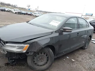 2012 Volkswagen Jetta SE с VIN 3VWDP7AJ9CM332014, выставлен на аукционе IAAI как лот 41527054 с пробегом 153 030 миль миль и . История ставок и продаж доступна на DreamBid. Изображение 14.