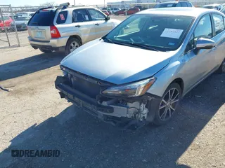2019 Subaru Impreza Limited z VIN 4S3GKAU6XK3623446, wystawiony jako IAAI lot #41181637 z przebiegiem 102 240 mil mil oraz . Historia ofert i sprzedaży dostępna na DreamBid. Obrazek 6.