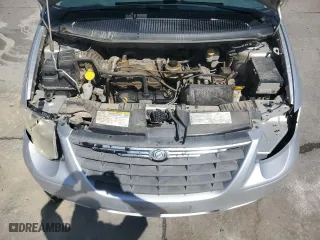 2007 Chrysler Town & Country LWB LX with VIN 2A4GP44R57R339793, listed as a Copart auction lot 71032054 with 181,828 mi miles and Salvage Title. Bid and sale history available at carsss.com. Image 12.