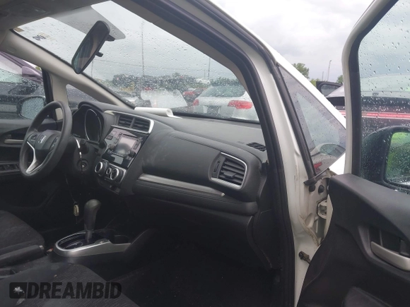 2015 Honda Fit LX with VIN 3HGGK5H52FM775462, listed as a IAAI auction lot 42549634 with 167,391 mi miles and . Bid and sale history available at DreamBid. Image 5.