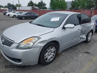 2009 Nissan Altima S z VIN 1N4AL21E89N488492, wystawiony jako IAAI lot #42438383 z przebiegiem 152 533 mil mil oraz . Historia ofert i sprzedaży dostępna na DreamBid. Obrazek 16.