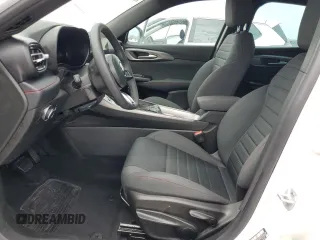 2024 Dodge Hornet GT z VIN ZACNDFAN0R3A42416, wystawiony jako Copart lot #75139734 z przebiegiem Nie podano mil oraz Nie do naprawy • Non repairable. Historia ofert i sprzedaży dostępna na DreamBid. Obrazek 10.