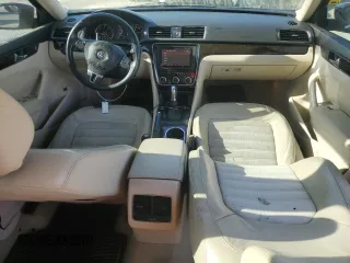 2014 Volkswagen Passat TDI SEL Premium with VIN 1VWCN7A39EC046042, listed as a Copart auction lot 48333625 with 151,255 mi miles and Salvage Title. Bid and sale history available at carsss.com. Image 8.