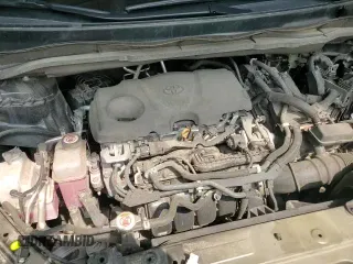 2021 Toyota Sienna LE z VIN 5TDKRKEC3MS070463, wystawiony jako Copart lot #71893205 z przebiegiem 94 242 mil mil oraz Szkoda całkowita • Salvage title. Historia ofert i sprzedaży dostępna na DreamBid. Obrazek 15.