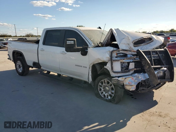 2020 Chevrolet Silverado 3500HD LT with VIN 1GC4YTE75LF205106, listed as a Copart auction lot 71896734 with 0 mi miles and Salvage Title. Bid and sale history available at carsss.com. Image 4.