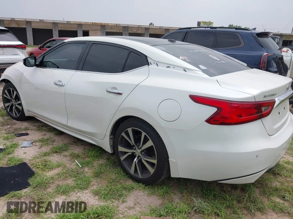 2017 Nissan Maxima Platinum with VIN 1N4AA6AP9HC408433, listed as a IAAI auction lot 41924547 with 47,214 mi miles and . Bid and sale history available at DreamBid. Image 3.