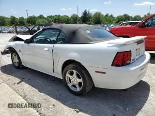 2004 Ford Mustang Deluxe with VIN 1FAFP44484F112788, listed as a Copart auction lot 58056134 with 190,207 mi miles and Non Repairable. Bid and sale history available at carsss.com. Image 2.
