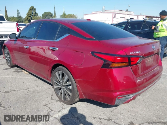 2019 Nissan Altima 2.5 Platinum with VIN 1N4BL4FV9KC100888, listed as a IAAI auction lot 41742079 with 88,212 mi miles. Bid and sale history available at carsss.com. Image 3.