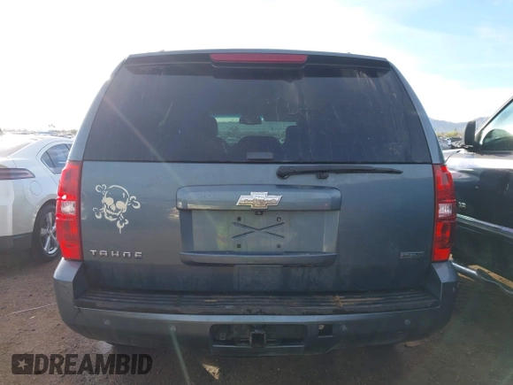 2010 Chevrolet Tahoe LT z VIN 1GNUKBE07AR213502, wystawiony jako IAAI lot #41796949 z przebiegiem 267 196 mil mil oraz . Historia ofert i sprzedaży dostępna na DreamBid. Obrazek 16.
