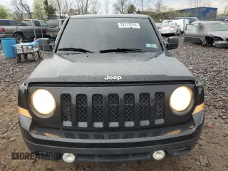2013 Jeep Patriot Latitude with VIN 1C4NJPFB1DD255761, listed as a Copart auction lot 52772015 with 184,635 mi miles and Salvage Title. Bid and sale history available at carsss.com. Image 5.