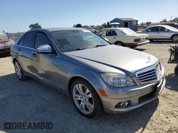 2008 Mercedes-Benz C 300 Sport z VIN WDDGF54X48F060248, wystawiony jako Copart lot #57691835 z przebiegiem 140 988 mil mil oraz Szkoda całkowita • Salvage title. Historia ofert i sprzedaży dostępna na DreamBid. Obrazek 4.