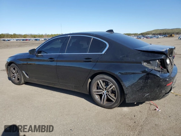 2022 BMW 5 Series 530i xDrive with VIN WBA13BJ04NWX65199, listed as a Copart auction lot 52168025 with 37,633 mi miles and Salvage Title. Bid and sale history available at carsss.com. Image 2.