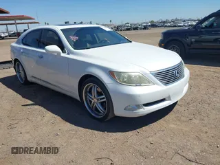 2009 Lexus LS 460 z VIN JTHBL46F195085819, wystawiony jako IAAI lot #42294228 z przebiegiem 140 328 mil mil oraz . Historia ofert i sprzedaży dostępna na DreamBid. Obrazek 1.