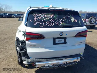 2021 BMW X5 xDrive40i with VIN 5UXCR6C03M9F54928, listed as a IAAI auction lot 41649339 with 45,244 mi miles. Bid and sale history available at carsss.com. Image 17.