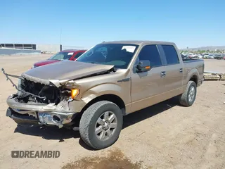 2014 Ford F-150 XL z VIN 1FTFW1EF3EKE39944, wystawiony jako IAAI lot #42504103 z przebiegiem 146 962 mil mil oraz . Historia ofert i sprzedaży dostępna na DreamBid. Obrazek 2.