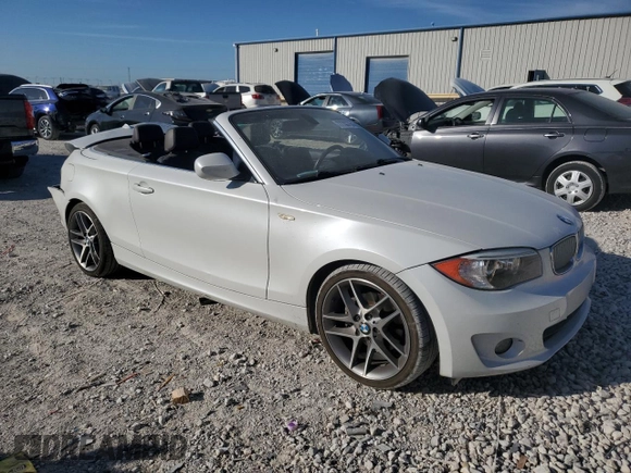 2013 BMW 1 Series 128i with VIN WBAUL7C53DVU09950, listed as a Copart auction lot 77703764 with 94,378 mi miles and Salvage title. Bid and sale history available at DreamBid. Image 4.
