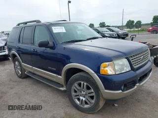 2005 Ford Explorer Eddie Bauer z VIN 1FMDU74K85UB09943, wystawiony jako IAAI lot #42337325 z przebiegiem 252 668 mil mil oraz . Historia ofert i sprzedaży dostępna na DreamBid. Obrazek 1.