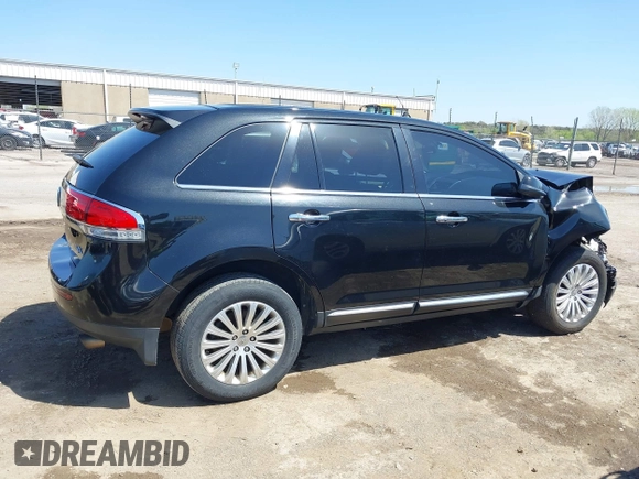 2013 Lincoln MKX with VIN 2LMDJ6JKXDBL04359, listed as a IAAI auction lot 41974216 with 160,904 mi miles. Bid and sale history available at carsss.com. Image 13.