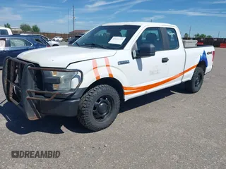 2016 Ford F-150 XLT z VIN 1FTFX1EF7GKE99368, wystawiony jako IAAI lot #42651215 z przebiegiem 19 905 mil mil oraz . Historia ofert i sprzedaży dostępna na DreamBid. Obrazek 17.