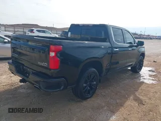 2020 Chevrolet Silverado 1500 High Country with VIN 3GCUYHEL2LG432410, listed as a IAAI auction lot 40676197 with 60,657 mi miles. Bid and sale history available at carsss.com. Image 4.