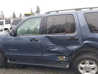 2004 Ford Explorer XLT z VIN 1FMZU73W74UA87569, wystawiony jako IAAI lot #41648204 z przebiegiem 194 422 mil mil oraz . Historia ofert i sprzedaży dostępna na DreamBid. Obrazek 14.