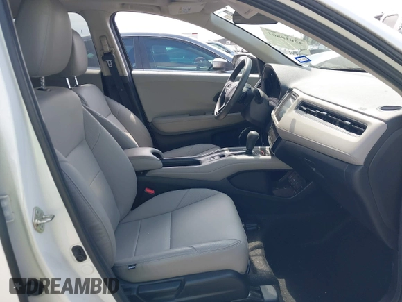 2017 Honda HR-V EX with VIN 3CZRU5H55HM725217, listed as a IAAI auction lot 42018861 with 60,980 mi miles. Bid and sale history available at carsss.com. Image 5.