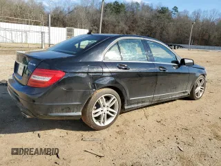 2013 Mercedes-Benz C 300 Sport с VIN WDDGF8AB0DR273278, выставлен на аукционе Copart как лот 46978945 с пробегом 50 400 миль миль и Списание • Salvage title. История ставок и продаж доступна на DreamBid. Изображение 3.