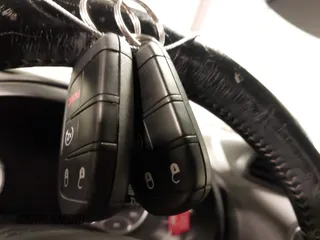 2016 Jeep Renegade Limited z VIN ZACCJBDT3GPE36002, wystawiony jako IAAI lot #42085830 z przebiegiem 85 550 mil mil oraz . Historia ofert i sprzedaży dostępna na DreamBid. Obrazek 11.