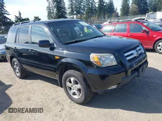 2008 Honda Pilot EX-L with VIN 5FNYF18558B033435, listed as a IAAI auction lot 41967049 with 184,902 mi miles. Bid and sale history available at carsss.com. Image 1.
