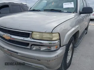 2004 Chevrolet Suburban LT with VIN 1GNEC16Z94J240907, listed as a IAAI auction lot 41331786 with 148,246 mi miles. Bid and sale history available at carsss.com. Image 6.
