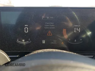 2024 Hyundai Kona SEL with VIN KM8HBCAB2RU058921, listed as a Copart auction lot 45890515 with 17,618 mi miles and Salvage Title. Bid and sale history available at carsss.com. Image 9.