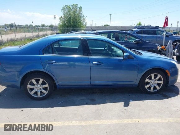 2010 Mercury Milan Premier with VIN 3MEHM0JA8AR653867, listed as a IAAI auction lot 42322027 with 291,977 mi miles and . Bid and sale history available at DreamBid. Image 13.