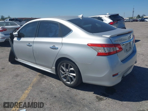 2013 Nissan Sentra SR z VIN 3N1AB7AP1DL792268, wystawiony jako IAAI lot #41790764 z przebiegiem 161 414 mil mil oraz . Historia ofert i sprzedaży dostępna na DreamBid. Obrazek 3.