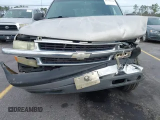 2004 Chevrolet Tahoe LT z VIN 1GNEC13Z34J258811, wystawiony jako IAAI lot #41710156 z przebiegiem 322 462 mil mil oraz . Historia ofert i sprzedaży dostępna na DreamBid. Obrazek 6.