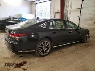 2019 Lexus LS with VIN JTHC51FF6K5006583, listed as a Copart auction lot 81748074 with 98,323 mi miles and Salvage Title. Bid and sale history available at carsss.com. Image 3.