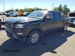 2022 Nissan Frontier SV with VIN 1N6ED1FK8NN657869, listed as a Copart auction lot 68093374 with 32,103 mi miles and Salvage Title. Bid and sale history available at carsss.com. Image 1.