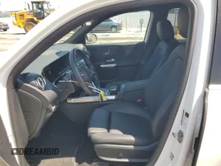 2023 Mercedes-Benz EQB 250+ z VIN W1N9M0CB3PN031452, wystawiony jako Copart lot #60903184 z przebiegiem 5 208 mil mil oraz Szkoda całkowita • Salvage title. Historia ofert i sprzedaży dostępna na DreamBid. Obrazek 7.