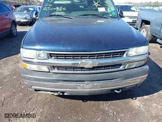 2004 Chevrolet Tahoe LT with VIN 1GNEK13T34J147108, listed as a IAAI auction lot 41681752 with 175,522 mi miles. Bid and sale history available at carsss.com. Image 6.
